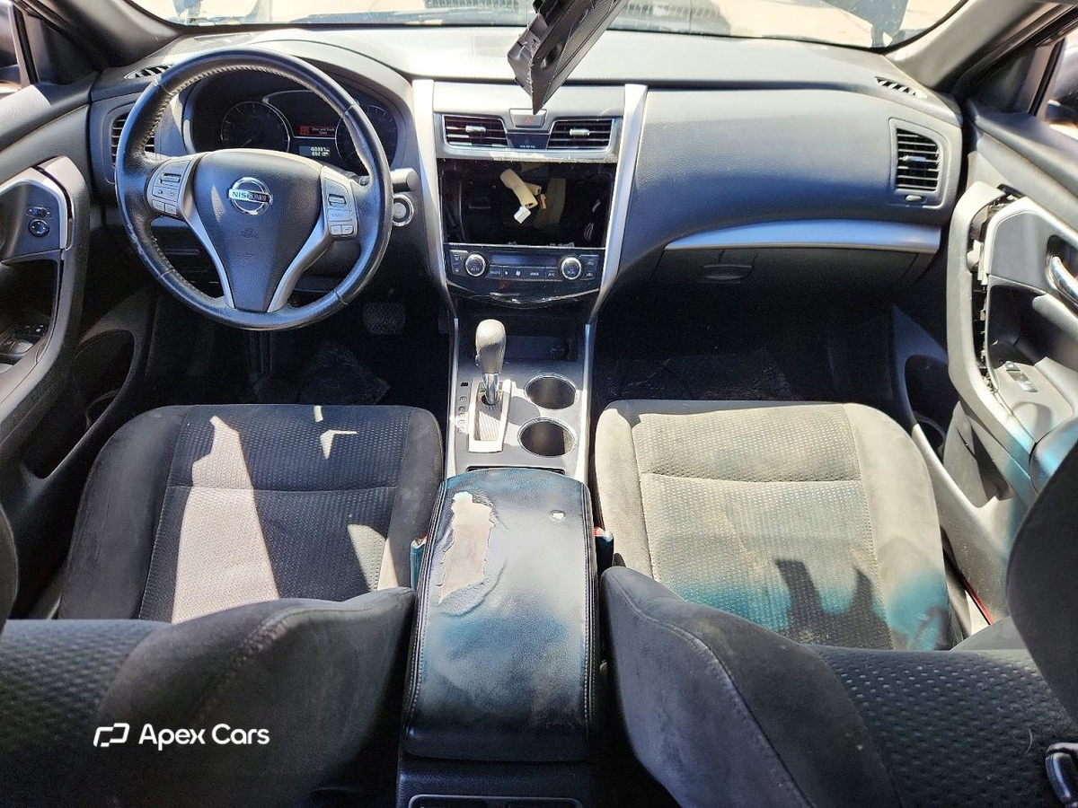 Nissan Altima 2015