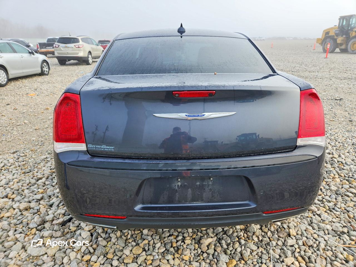 Chrysler 300 2018