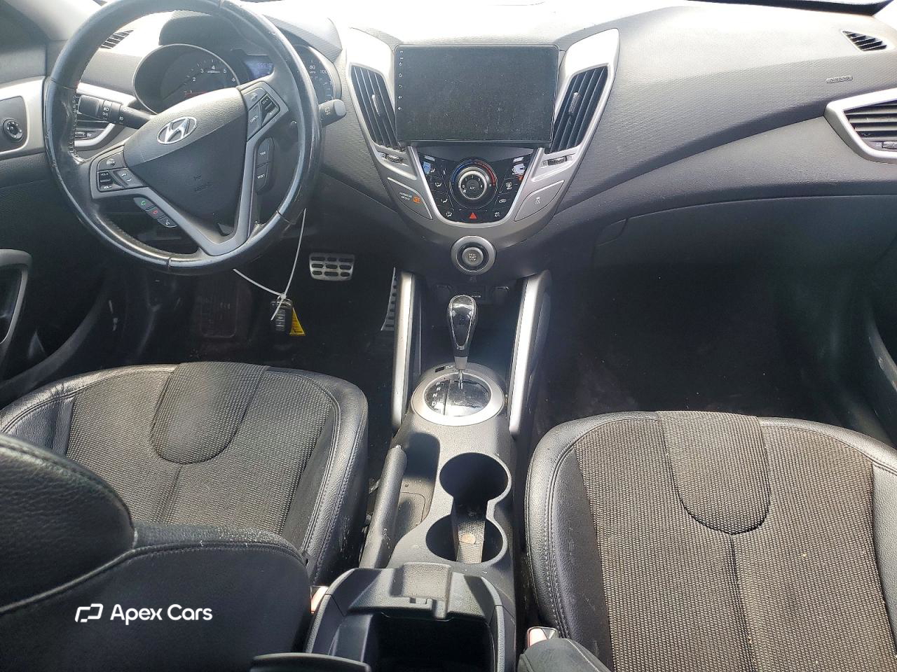 Hyundai Veloster 2012