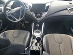 Hyundai Veloster 2012