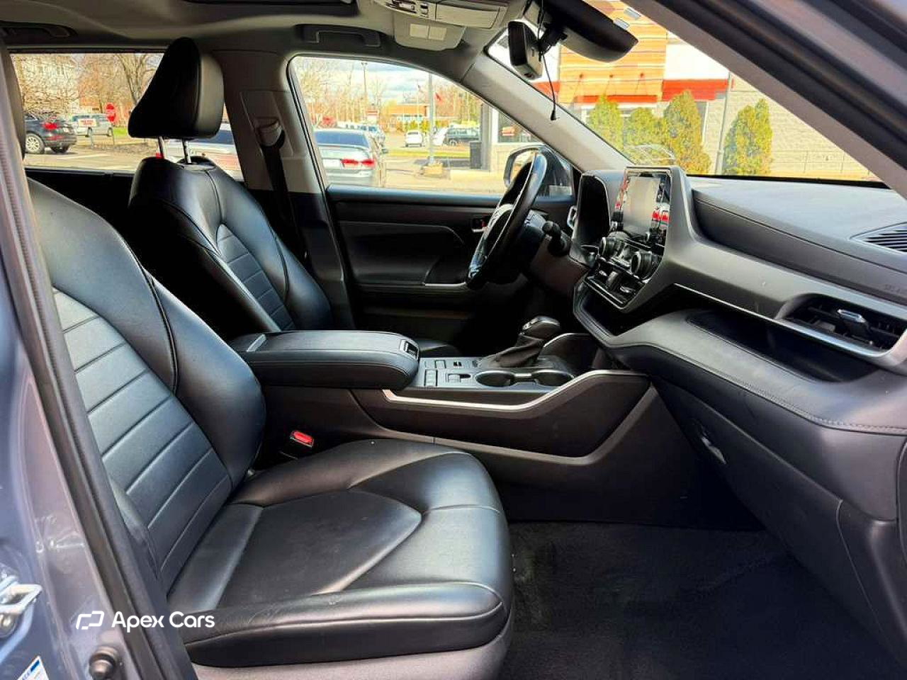 Toyota Highlander 2021