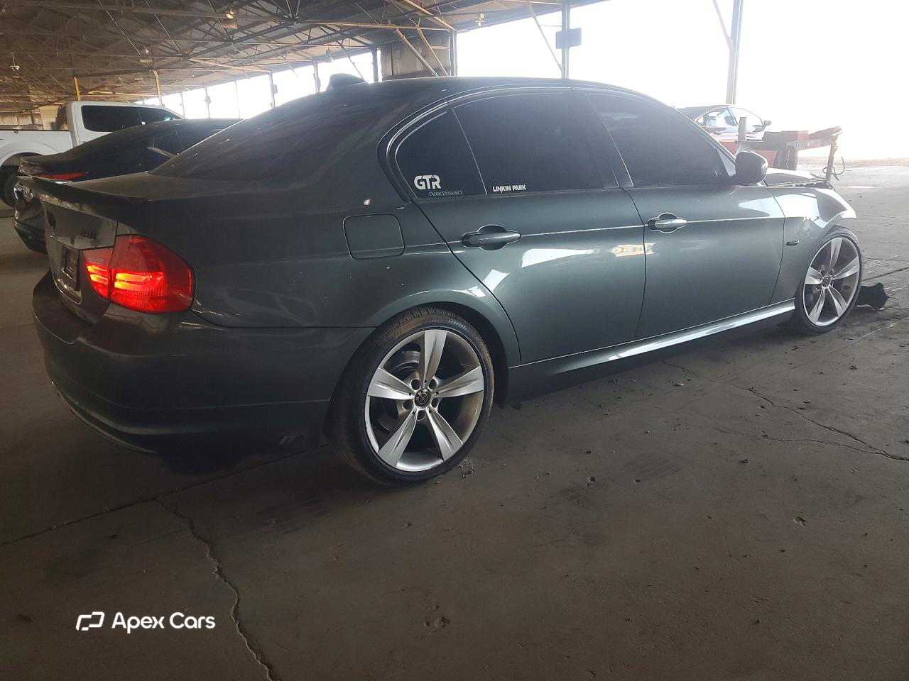BMW Series 3 2009