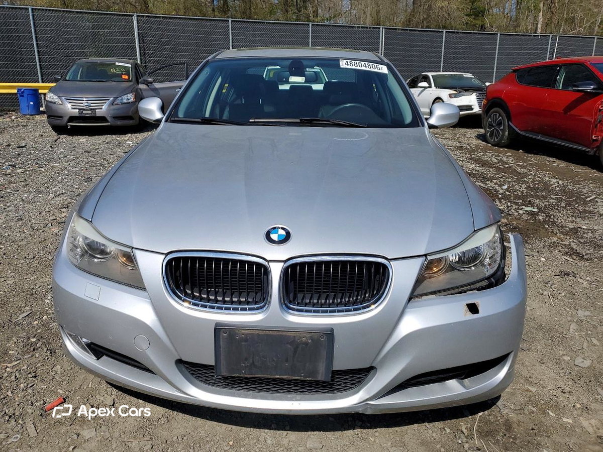 BMW Series 3 2011