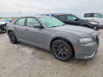 Chrysler 300 2017