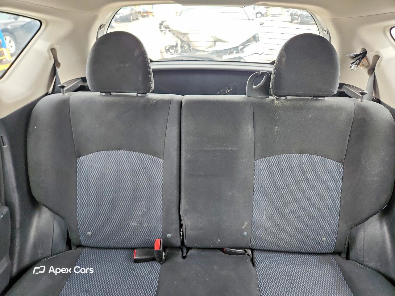 Nissan Versa 2015