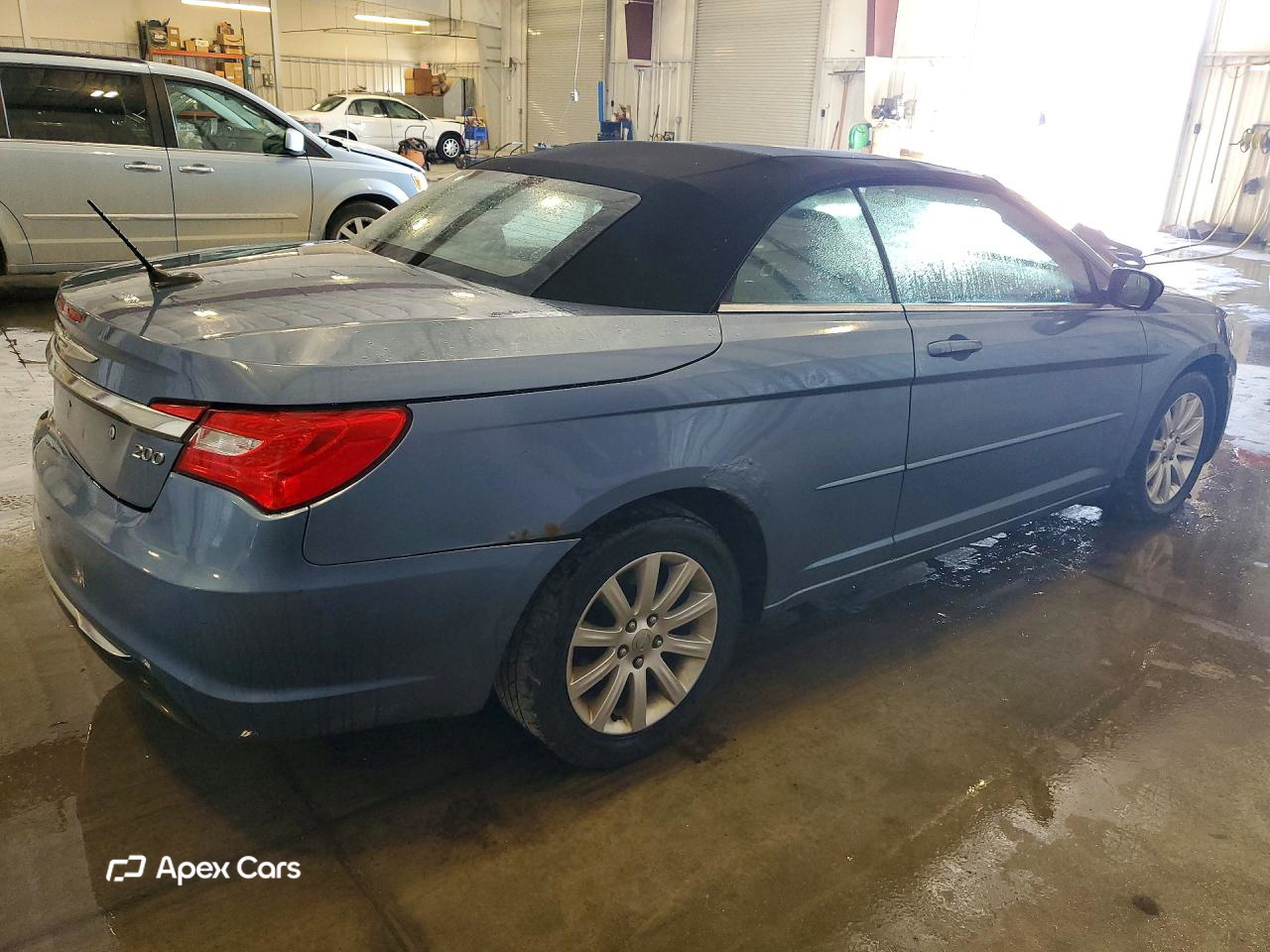 Chrysler 200 2011