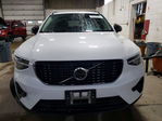 Volvo XC40 2024