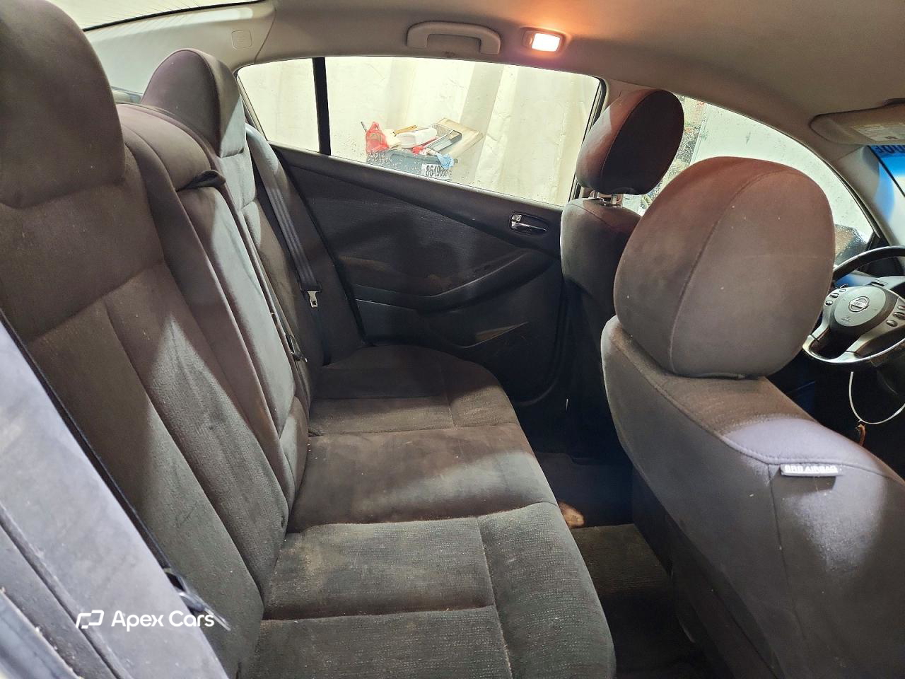 Nissan Altima 2011