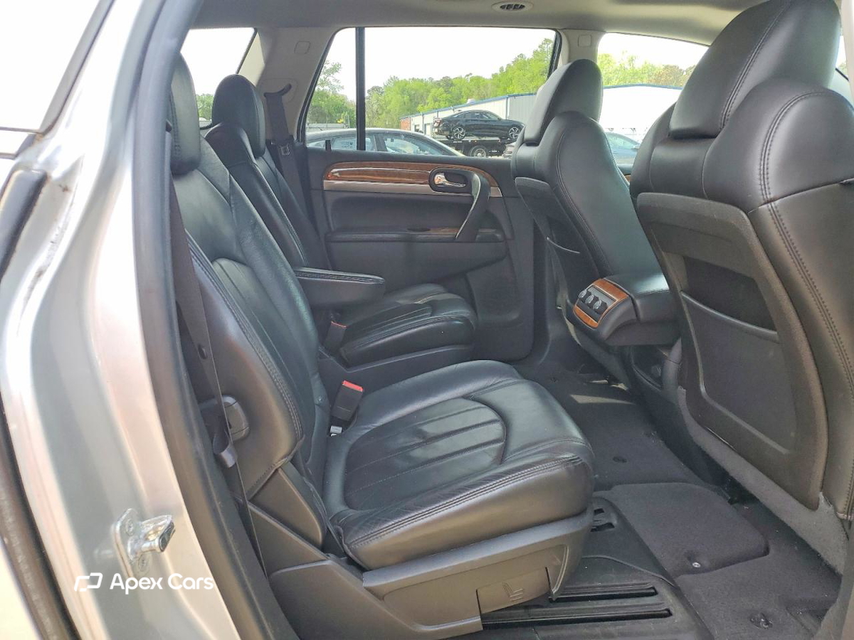 Buick Enclave 2010