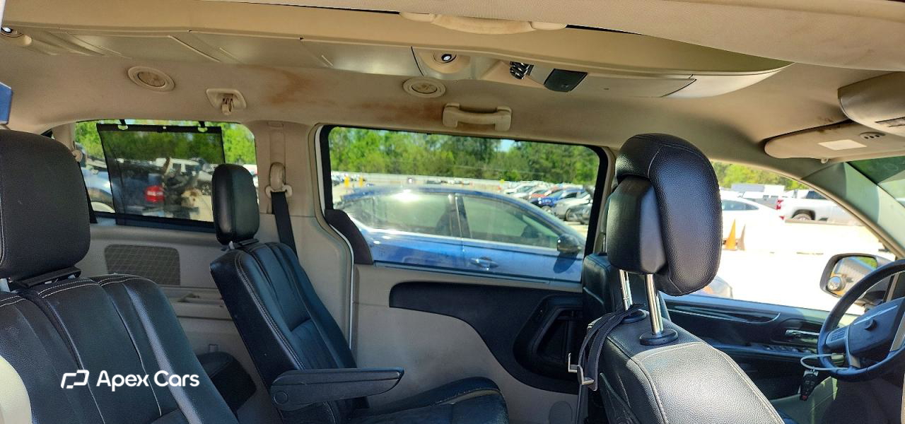 Chrysler Voyager 2013