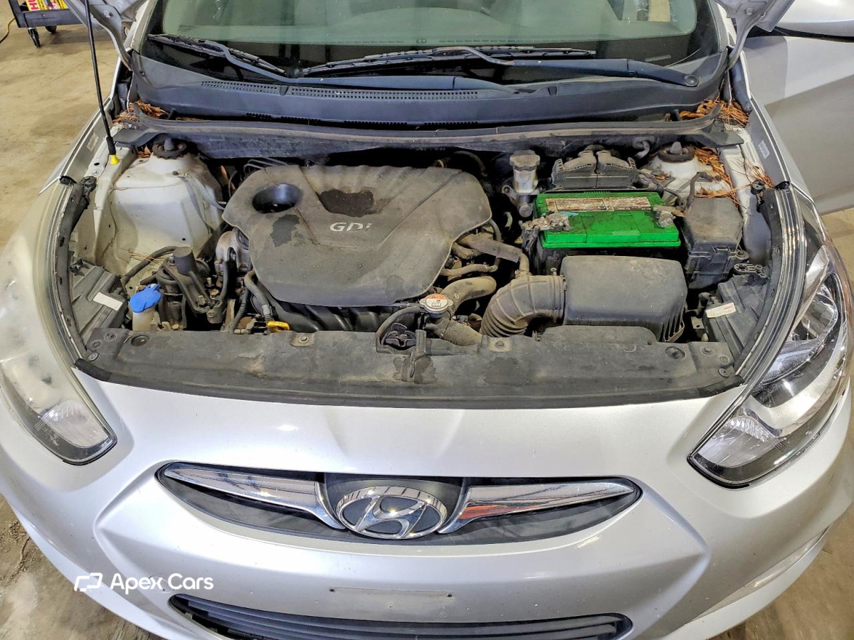 Hyundai Accent 2012