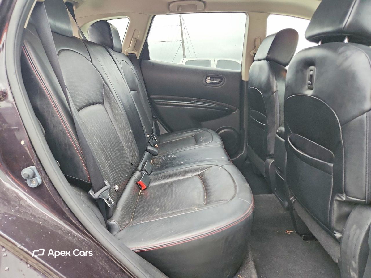 Nissan Rogue 2012