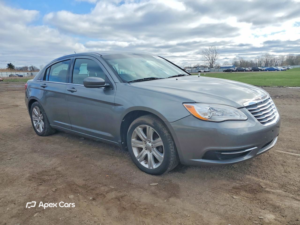 Chrysler 200 2011