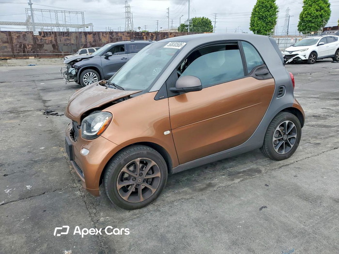 2017 Smart Fortwo - Image 1 of 5