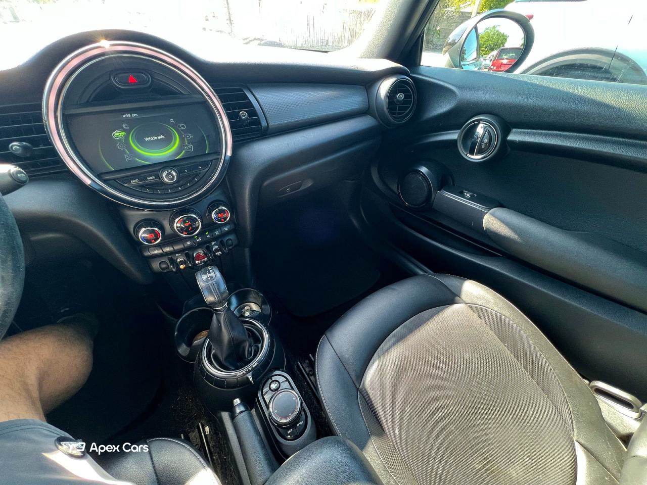 MINI Cooper 2016