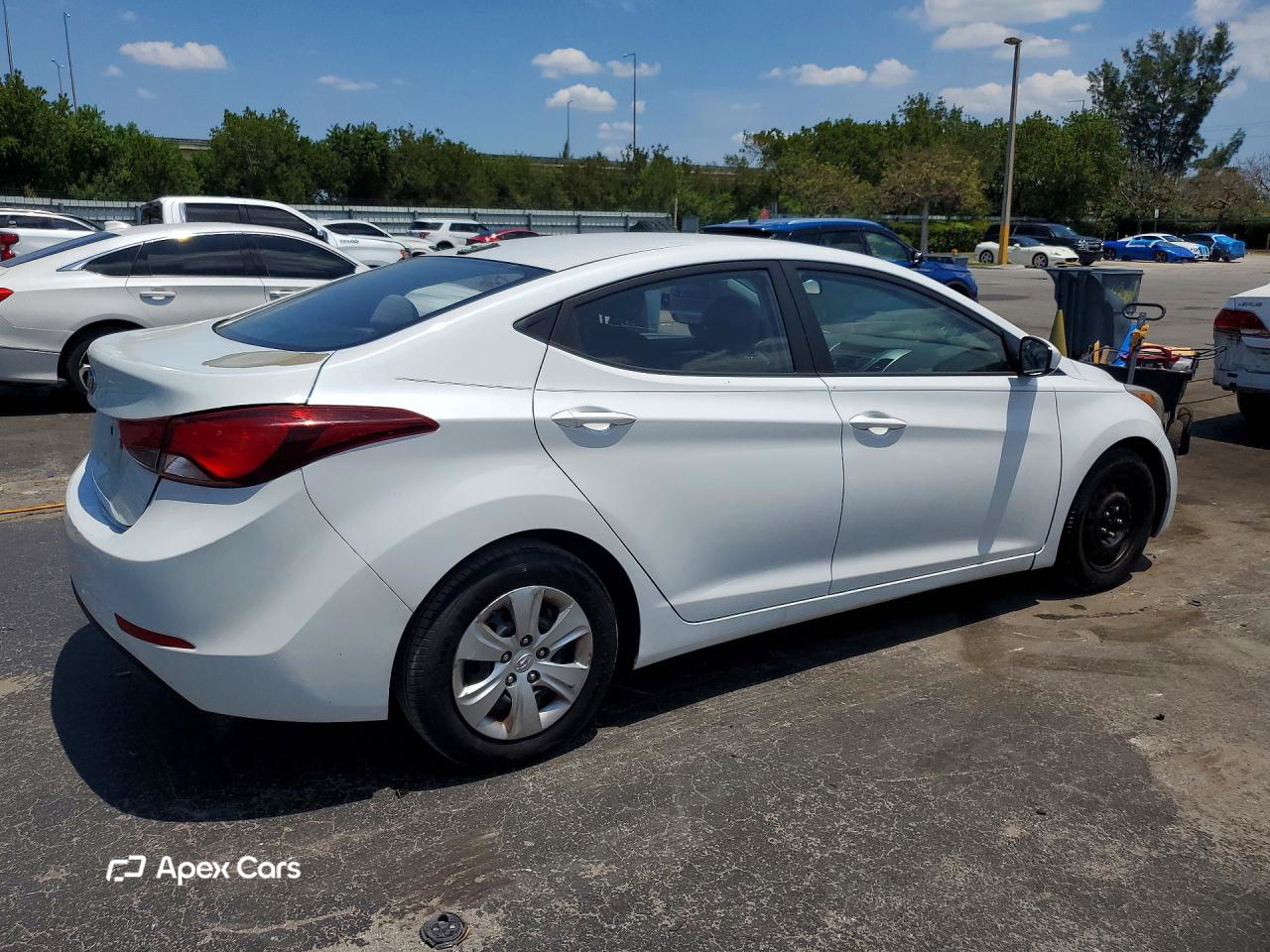Hyundai Elantra 2016