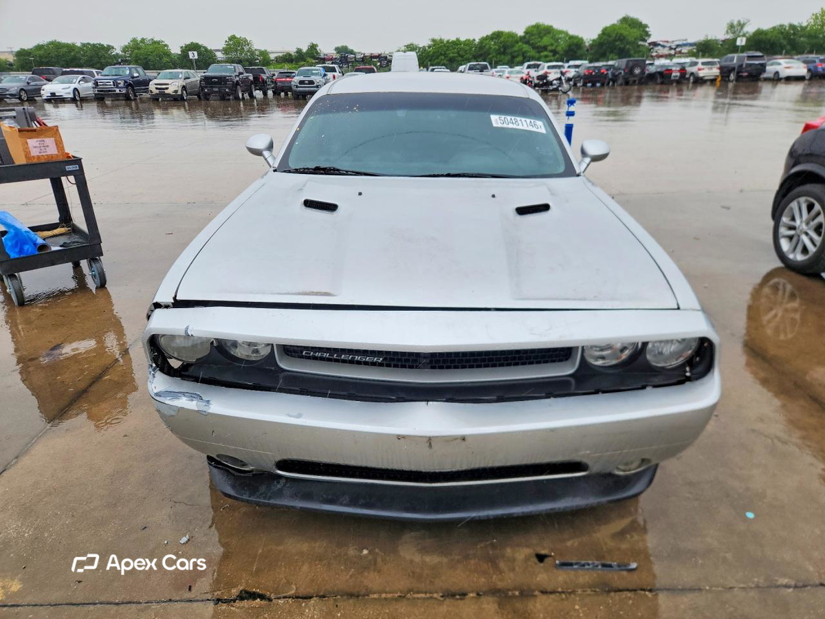 Dodge Challenger 2012