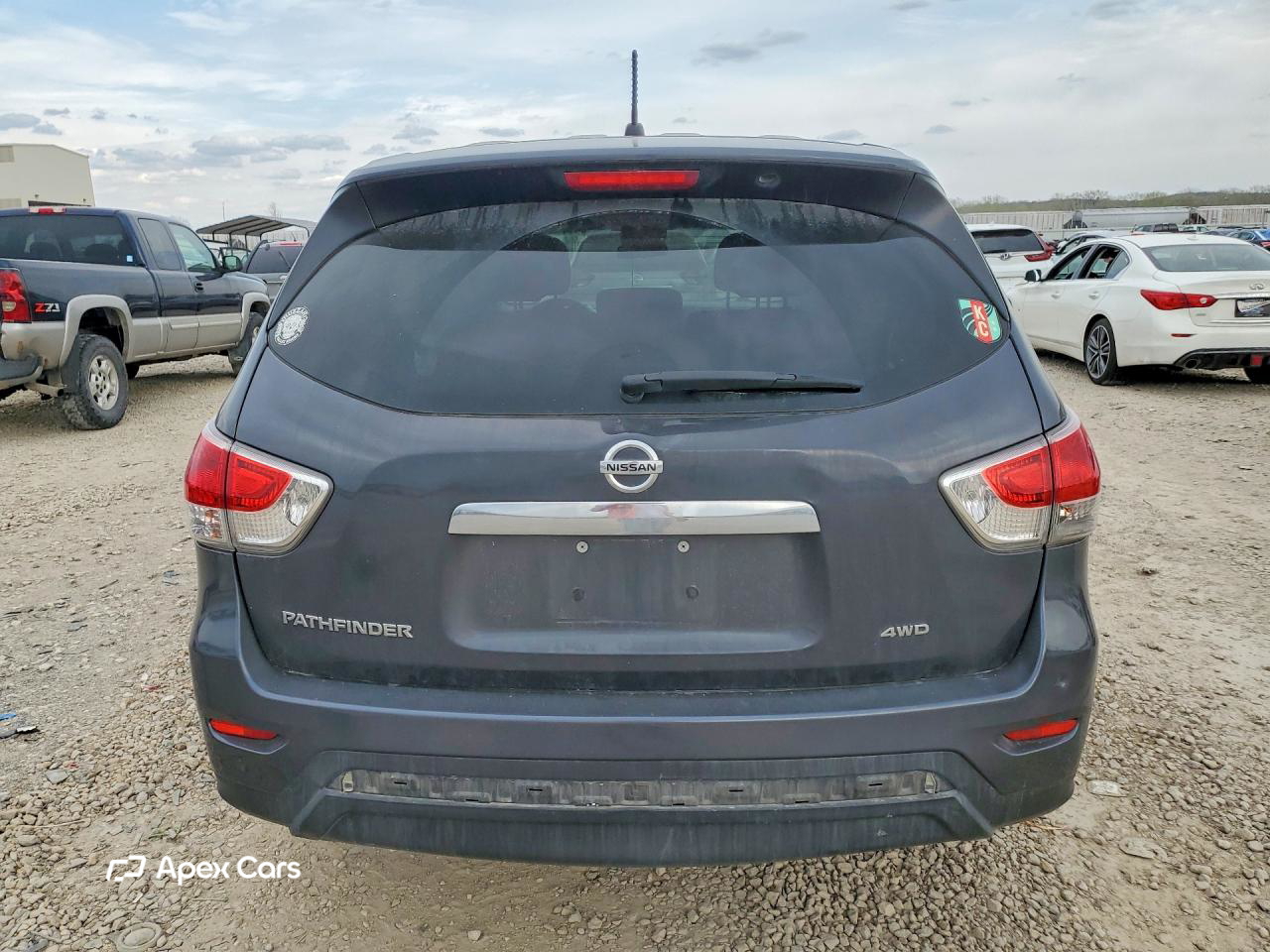 Nissan Pathfinder 2014