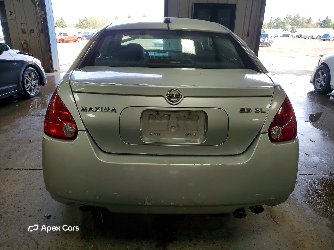 Nissan Maxima 2004