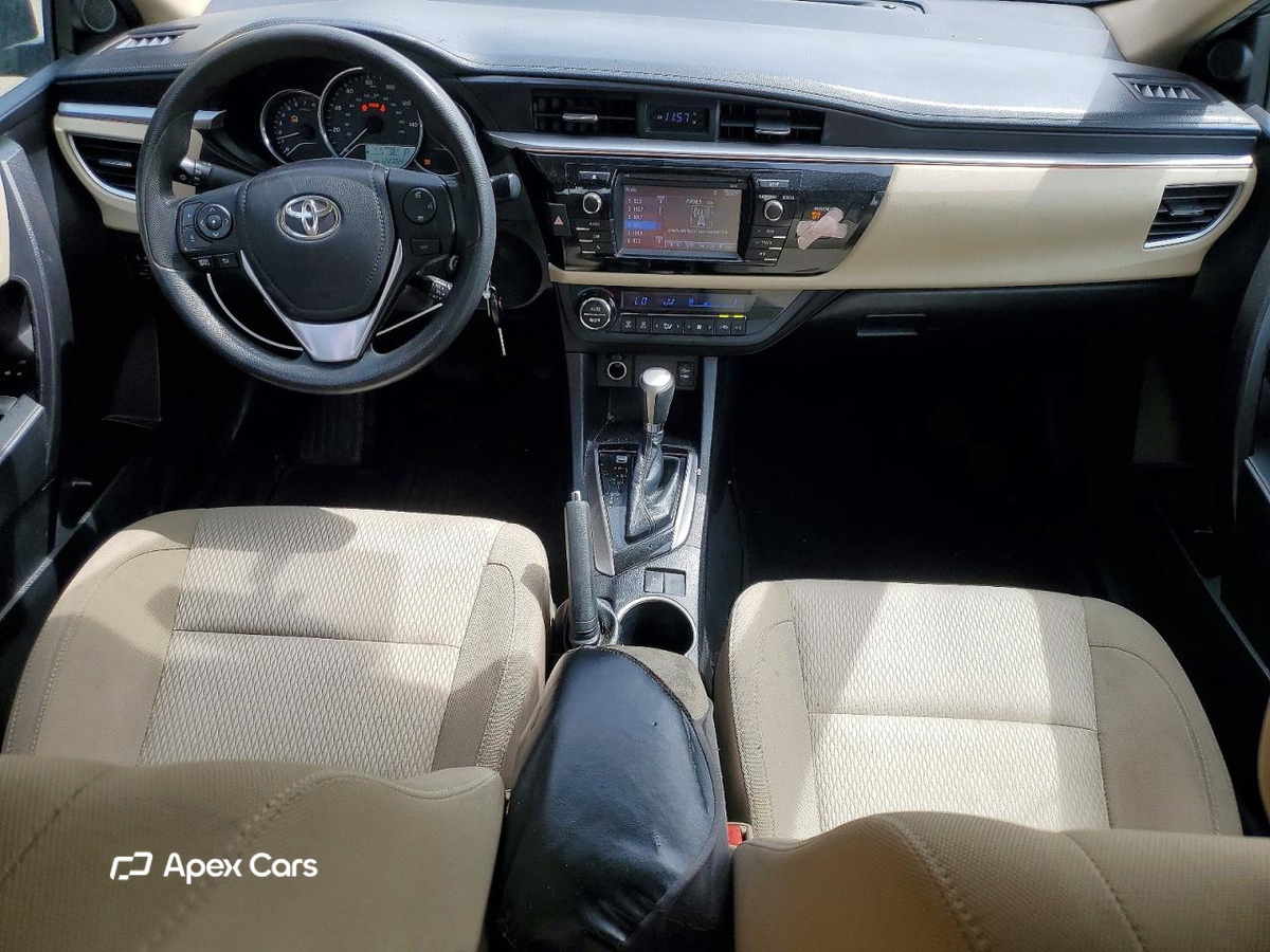 Toyota Corolla 2015