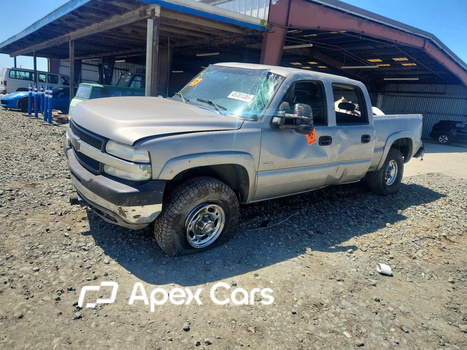 Chevrolet Silverado 2002 - Image 1 of 12