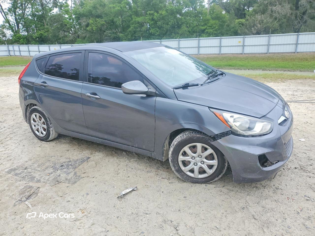 Hyundai Accent 2013