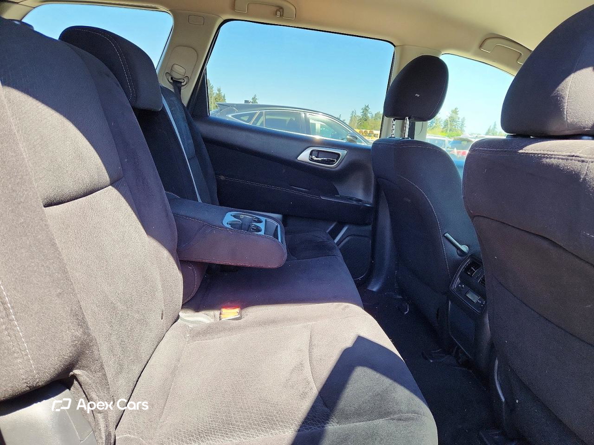 Nissan Pathfinder 2014