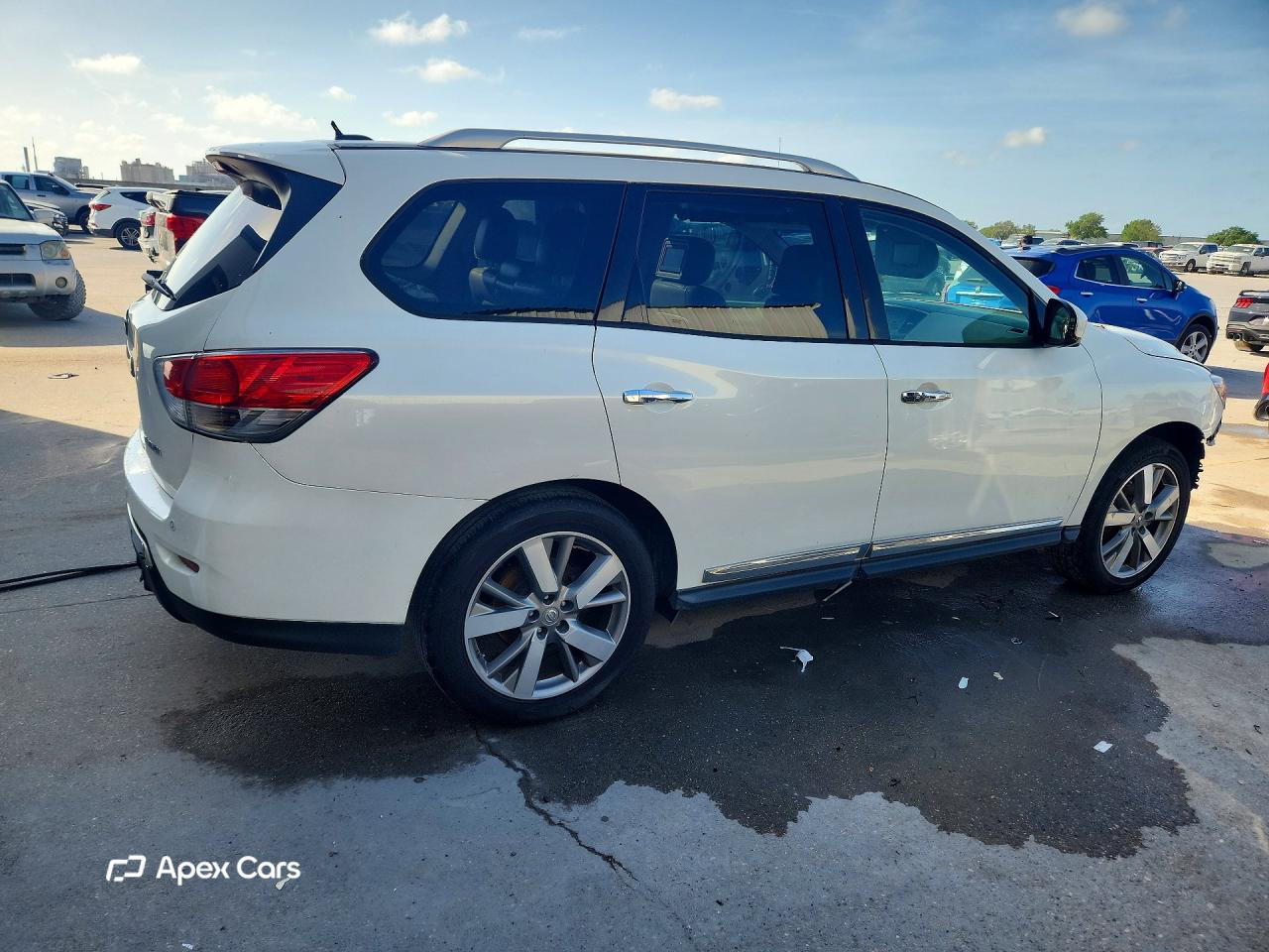 Nissan Pathfinder 2014