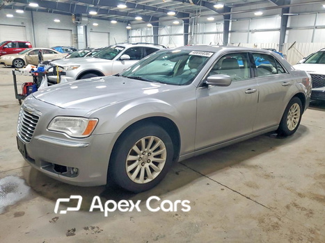 Chrysler 300 2013 - Image 1 of 13