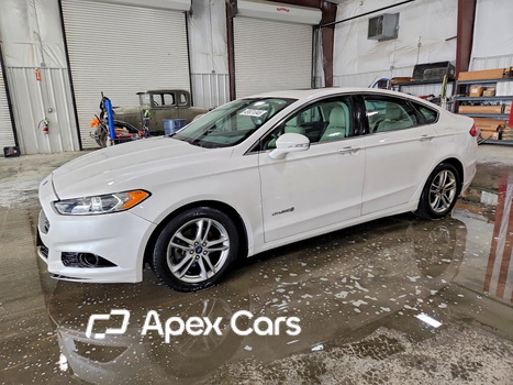 Ford Fusion 2015 - Image 1 of 13