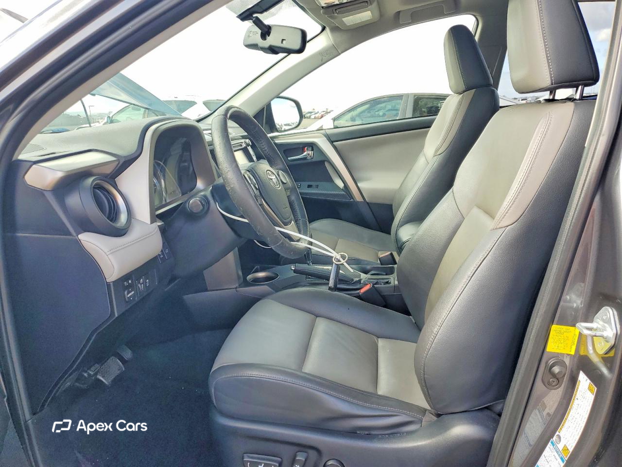 Toyota RAV 4 2015