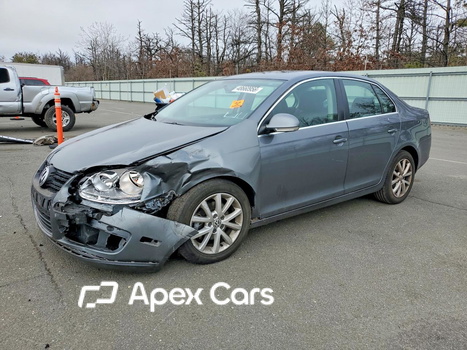 Volkswagen Jetta 2010 - Image 1 of 13
