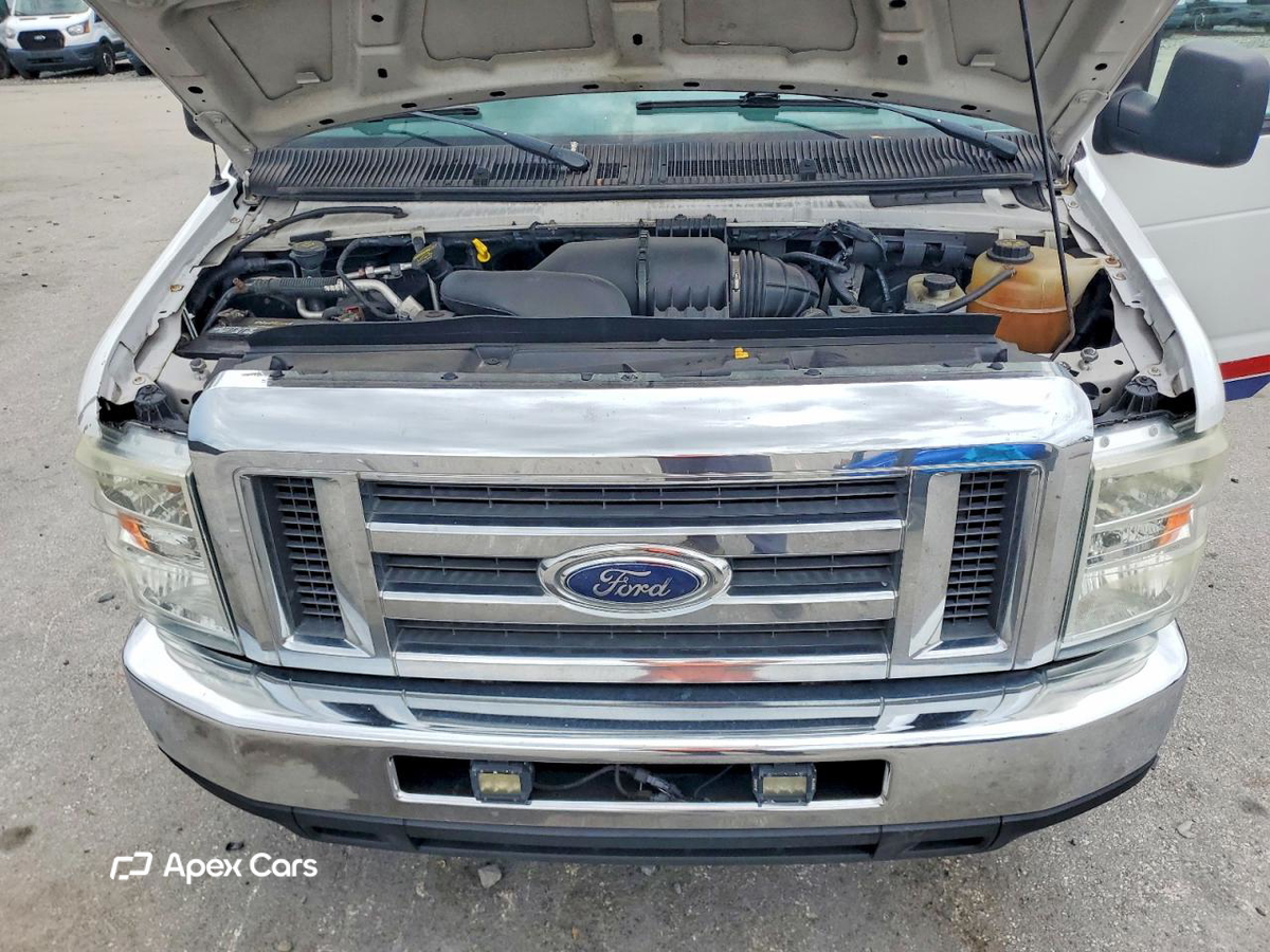 Ford Econoline 2012