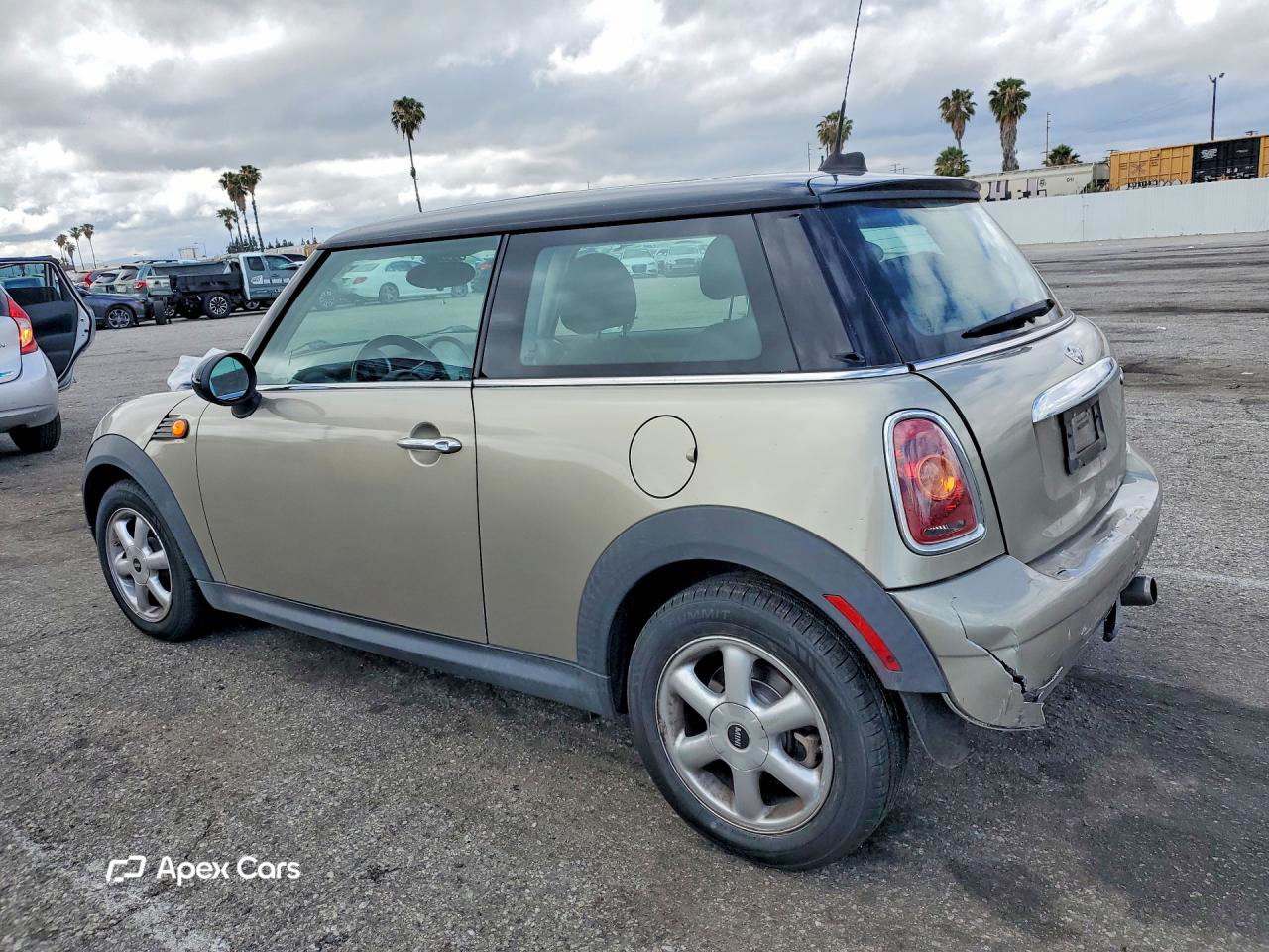 MINI Cooper 2010