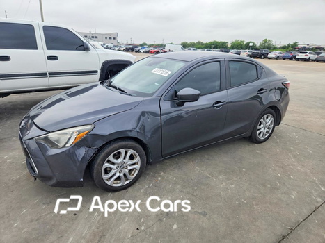 2016 Scion iA - Zdjęcie 1 z 5