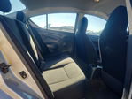 Nissan Versa 2012