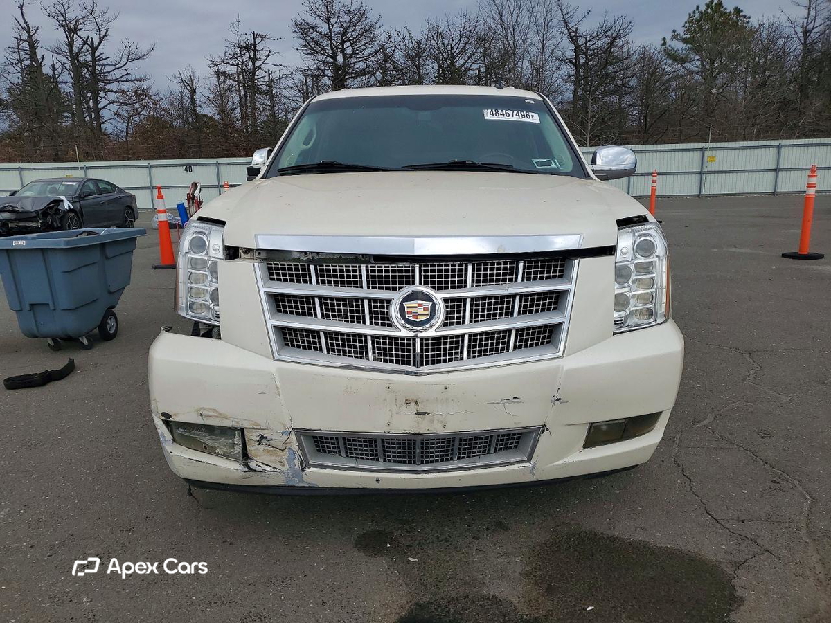 Cadillac Escalade 2011