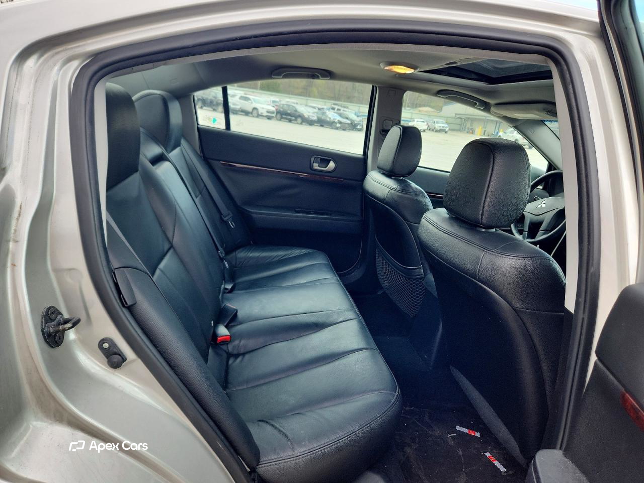 Mitsubishi Galant 2012