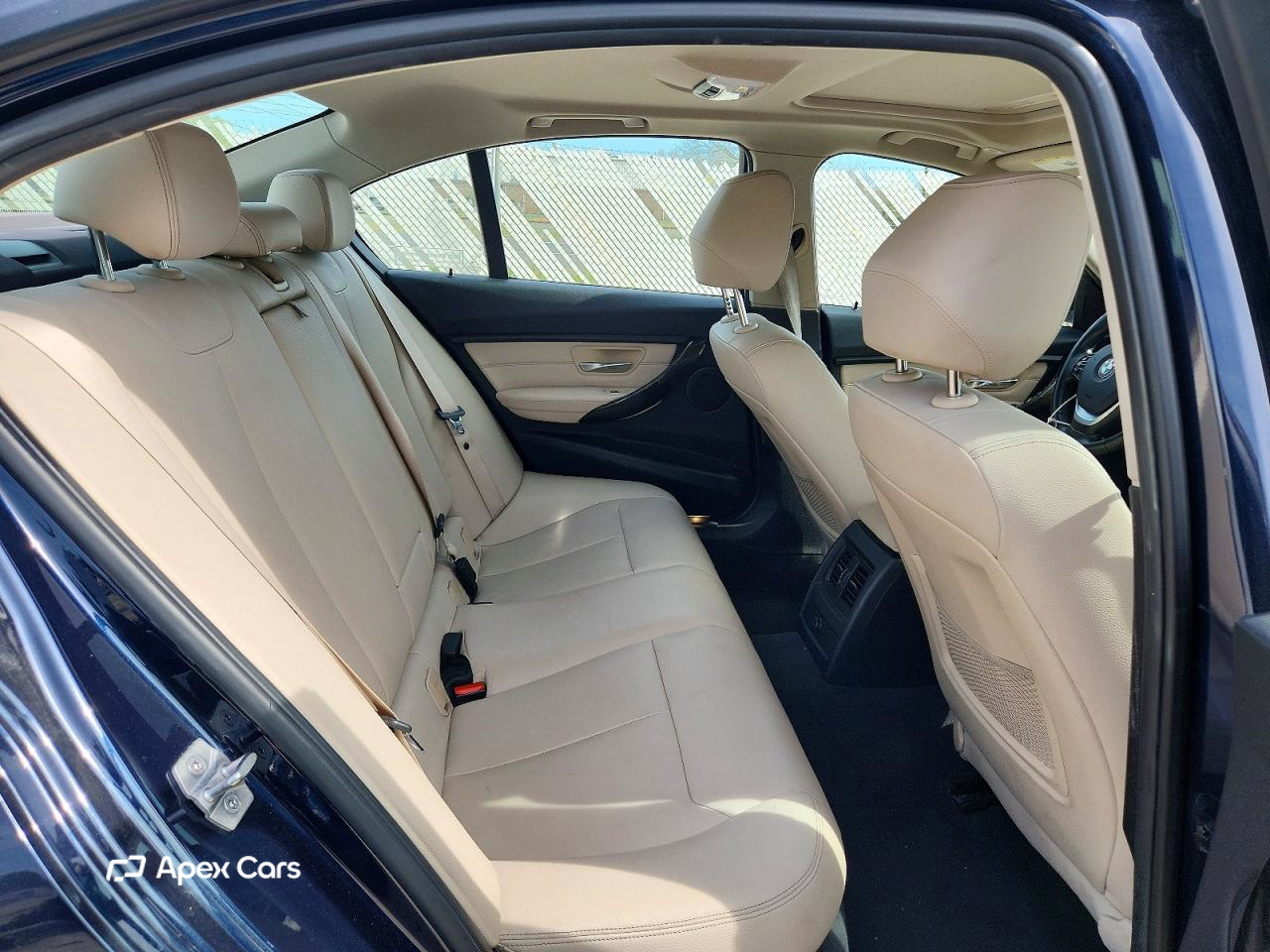 BMW Series 3 2015