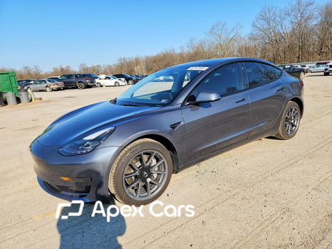 Tesla Model 3 2023 - Image 1 of 13