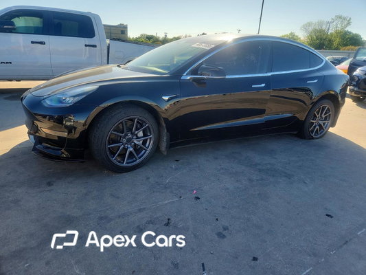 Tesla Model 3 2019 - Image 1 of 13