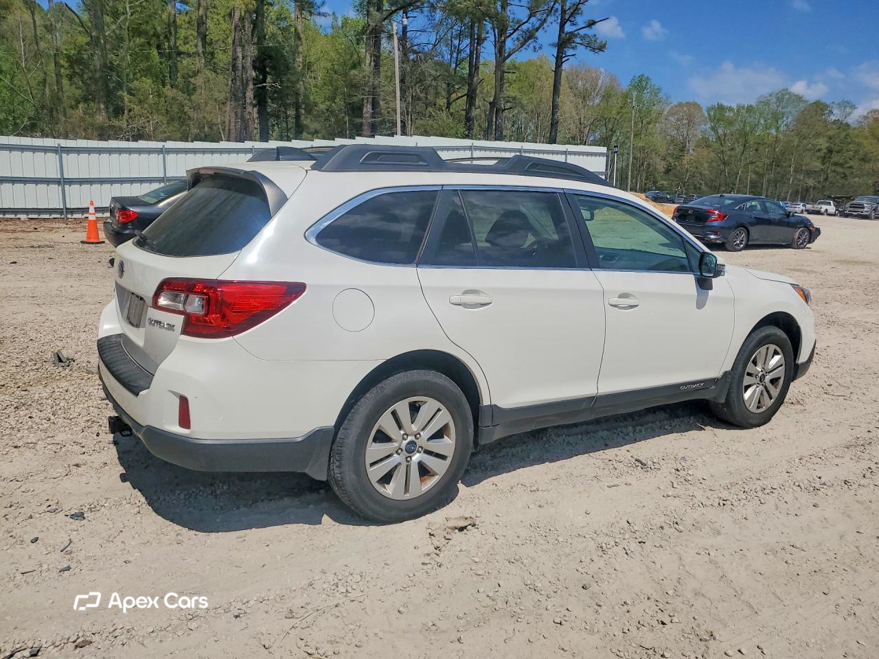Subaru Outback 2016