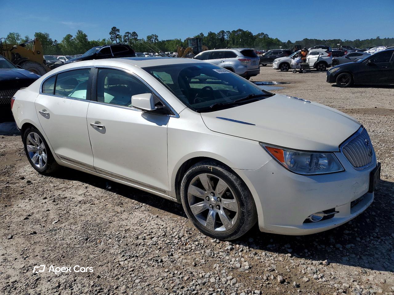 Buick LaCrosse 2011