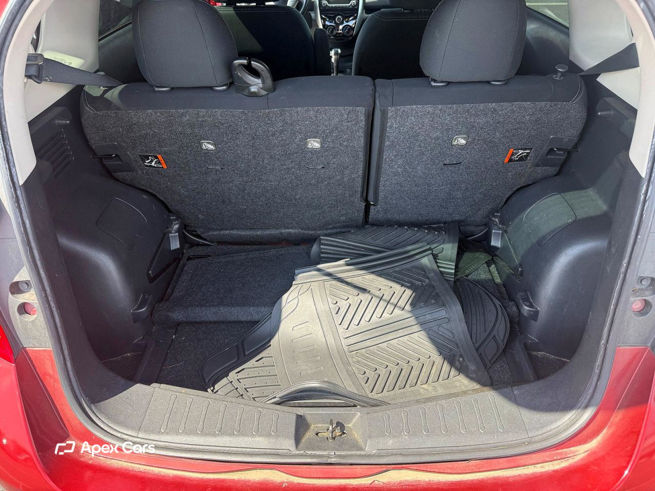 Nissan Versa 2016