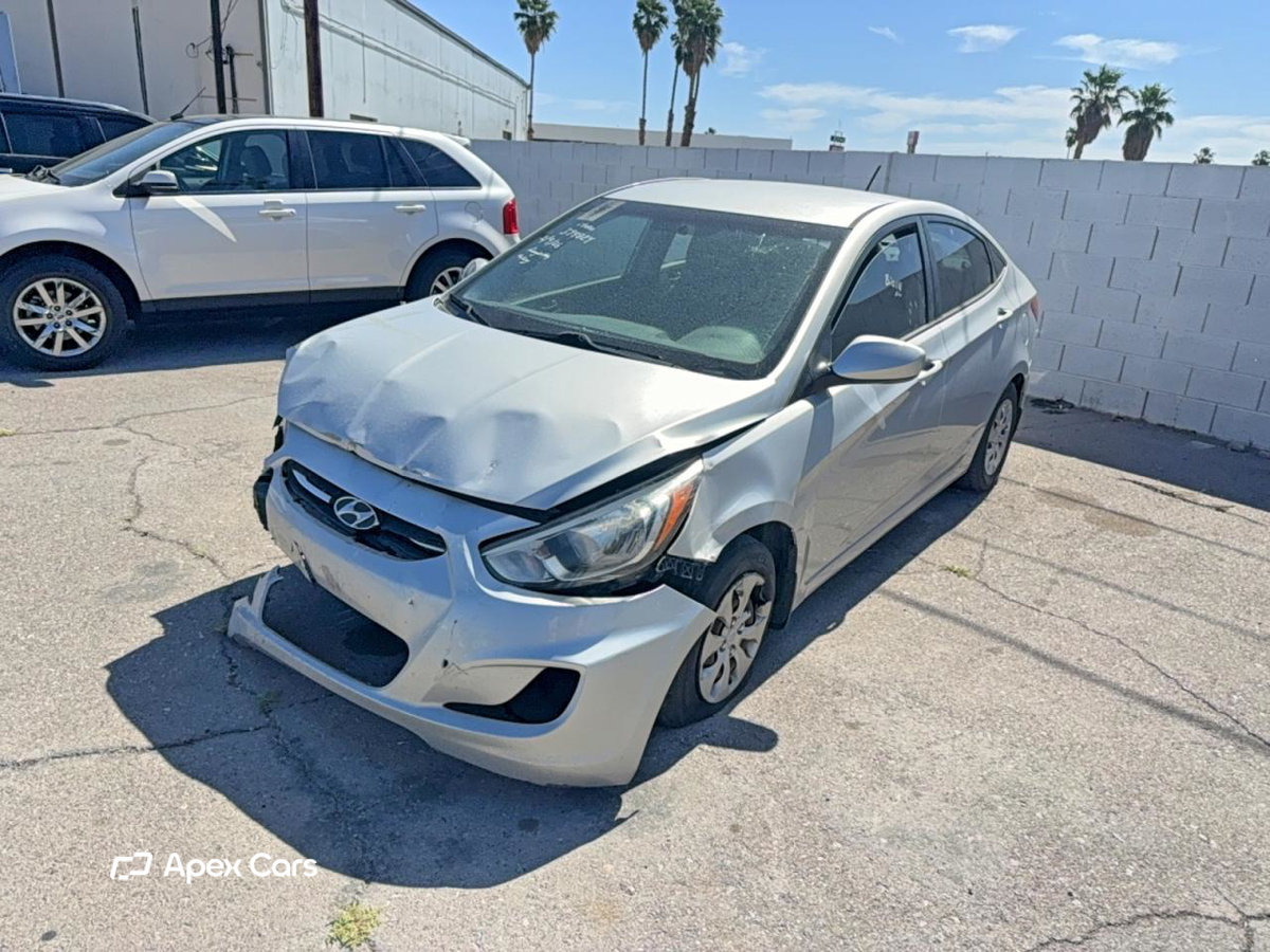 Hyundai Accent 2015