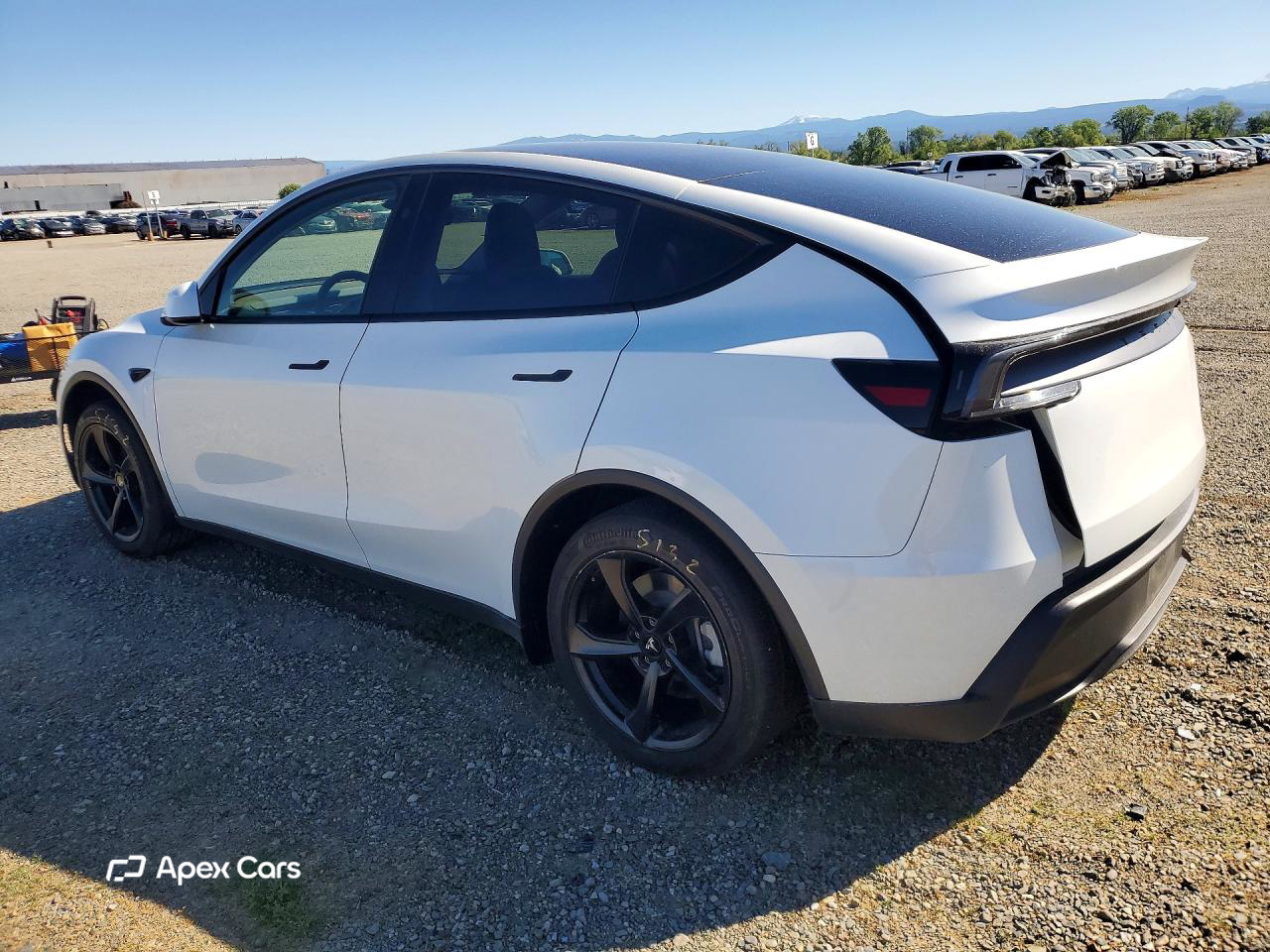 Tesla Model Y 2026