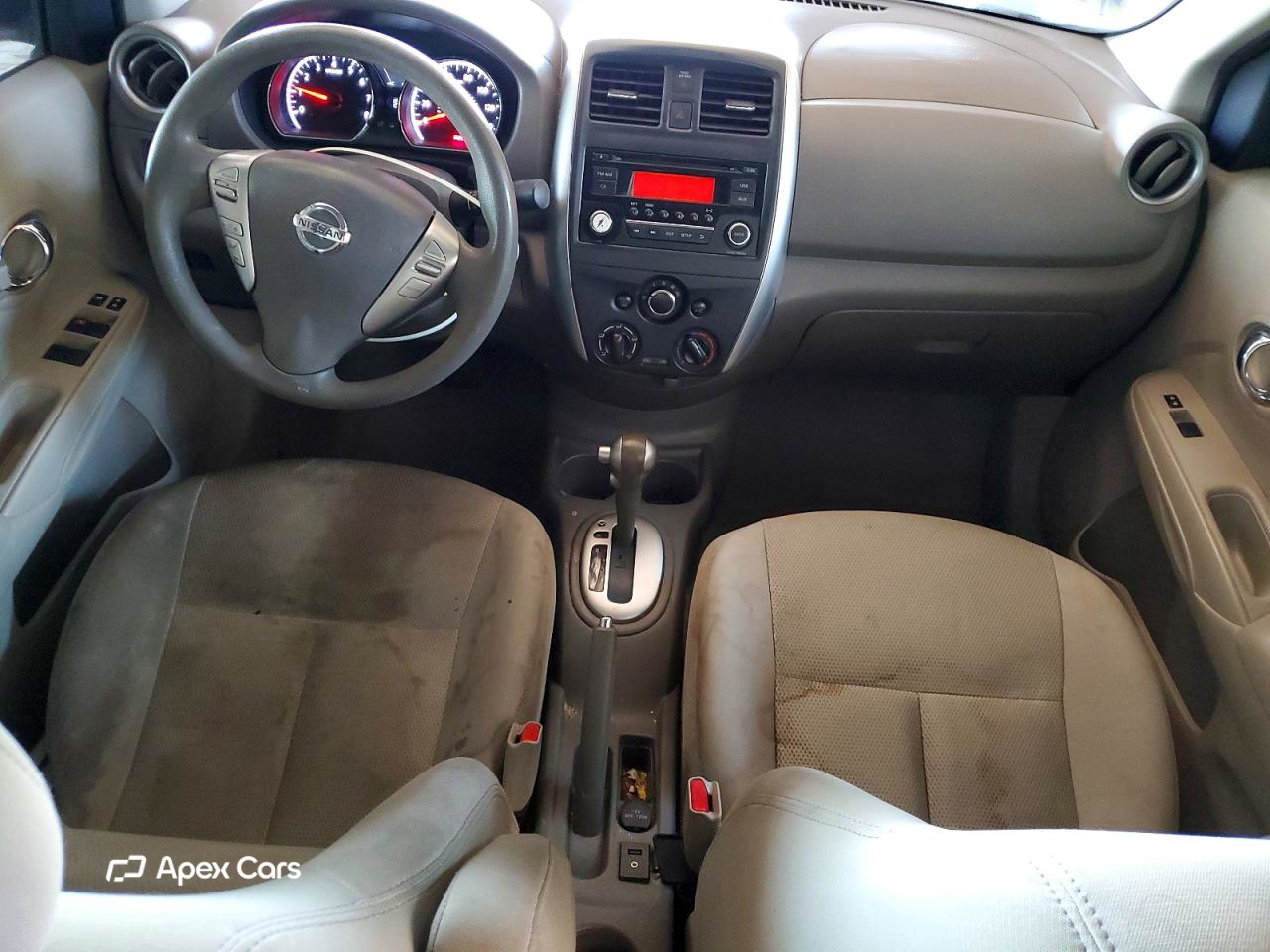 Nissan Versa 2015