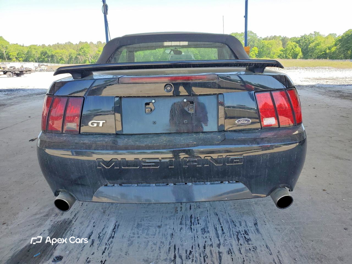 Ford Mustang 2001