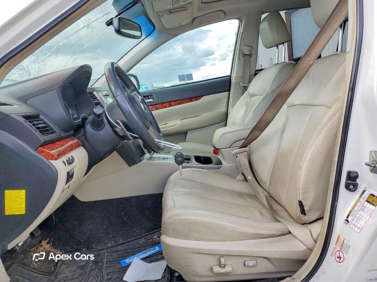 Subaru Outback 2011