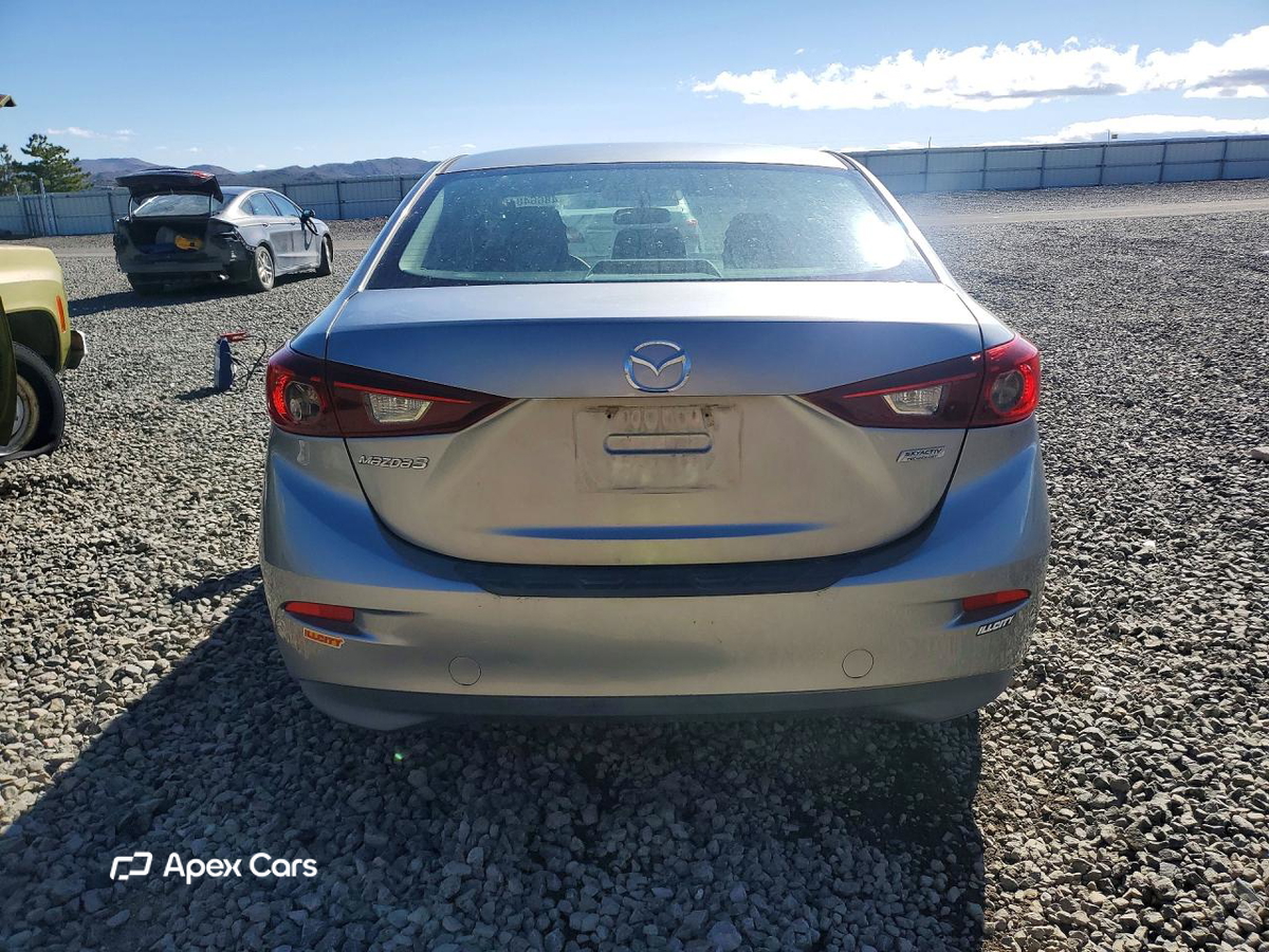 Mazda 3 2015